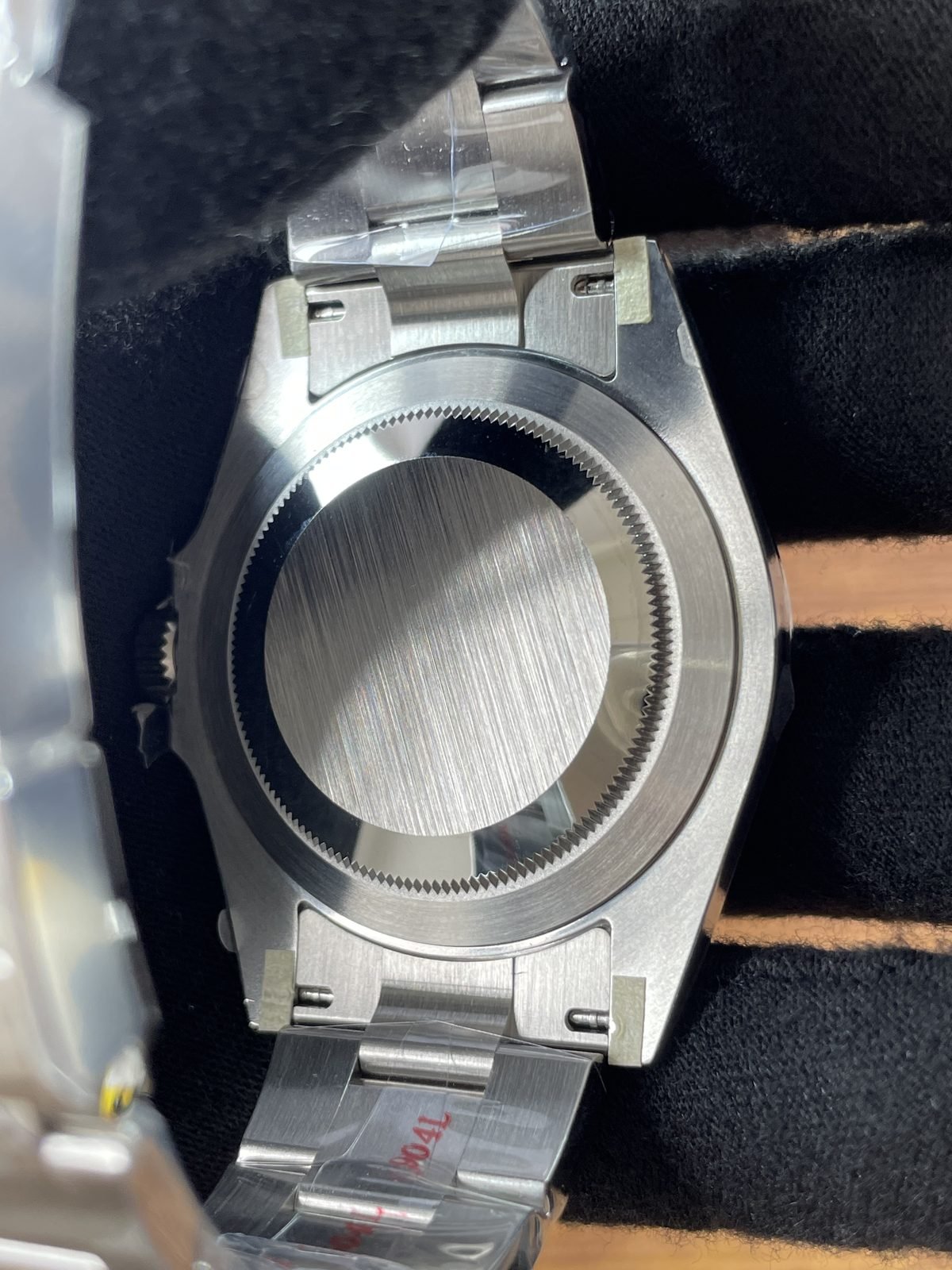 Rolex Air-King 116900-0001 caseback detail