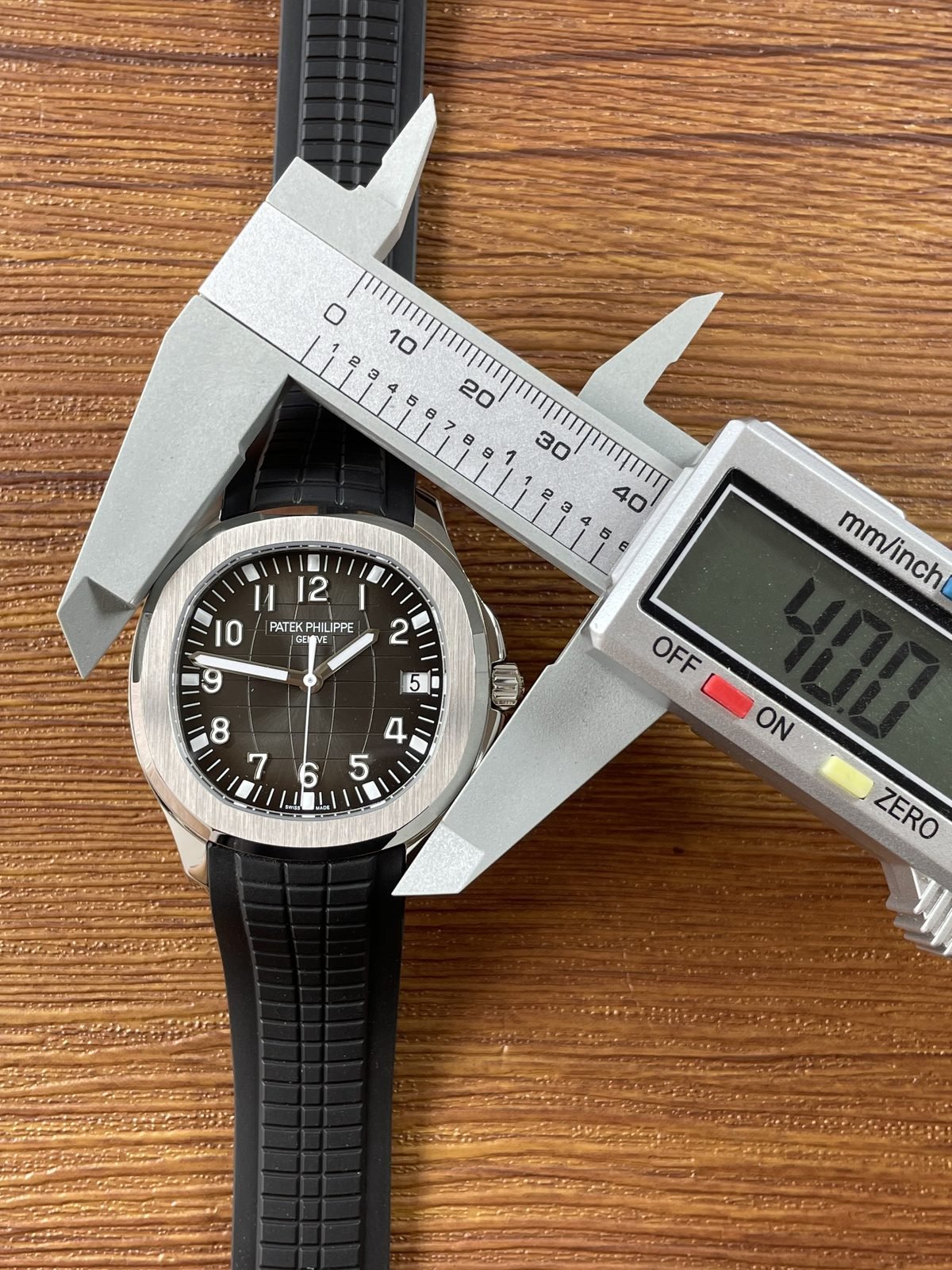 Patek Philippe Aquanaut 5167A-001 replica watch QC detail image 9