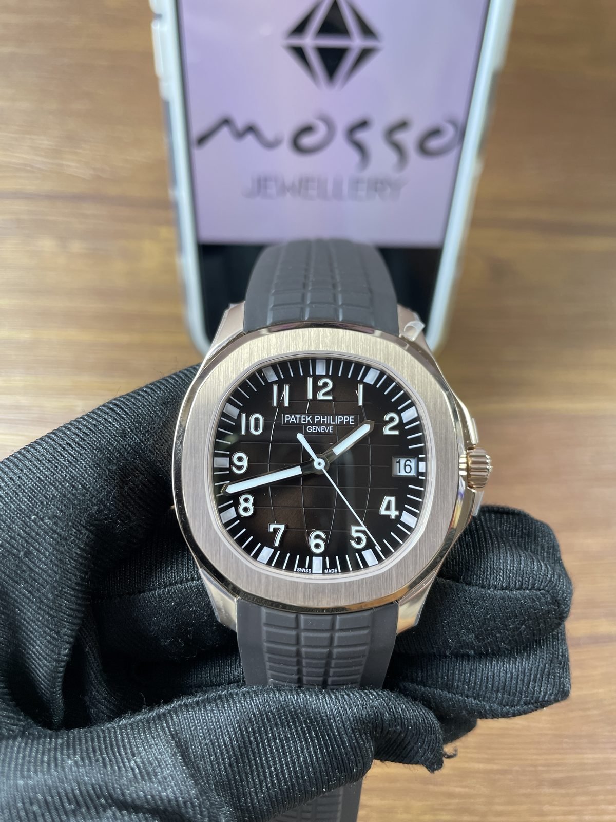 Patek Philippe Aquanaut 5167R-001 replica watch QC detail image 1