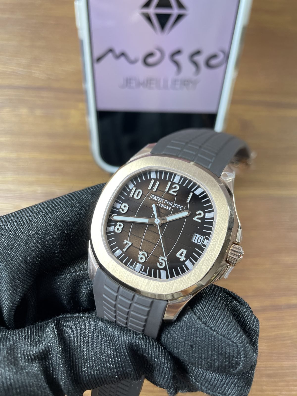 Patek Philippe Aquanaut 5167R-001 replica watch QC detail image 2