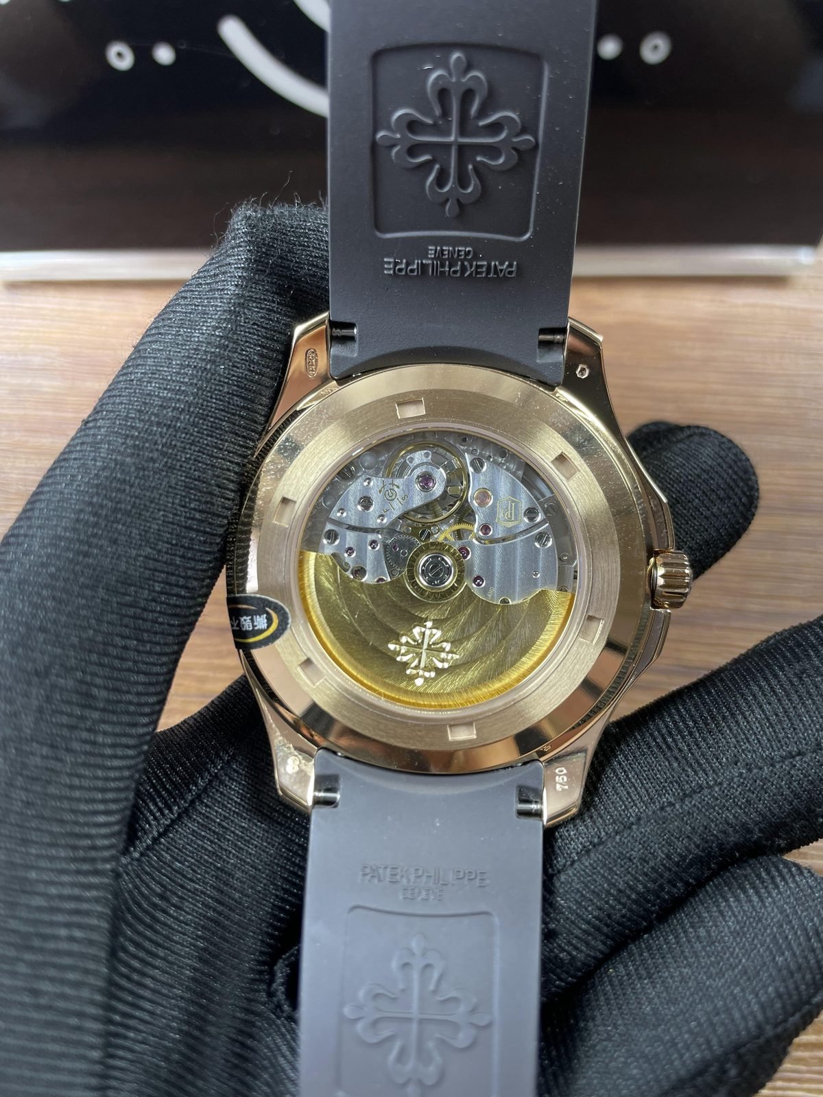 Patek Philippe Aquanaut 5167R replica watch QC detail image 2