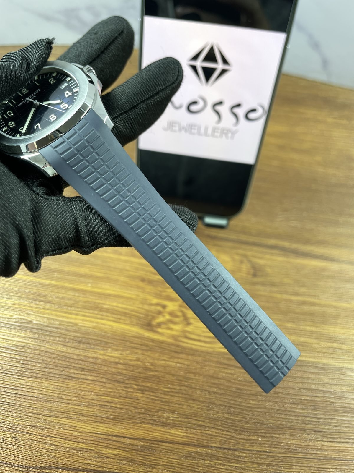Patek Philippe Aquanaut 5168G-001 replica watch QC detail image 8