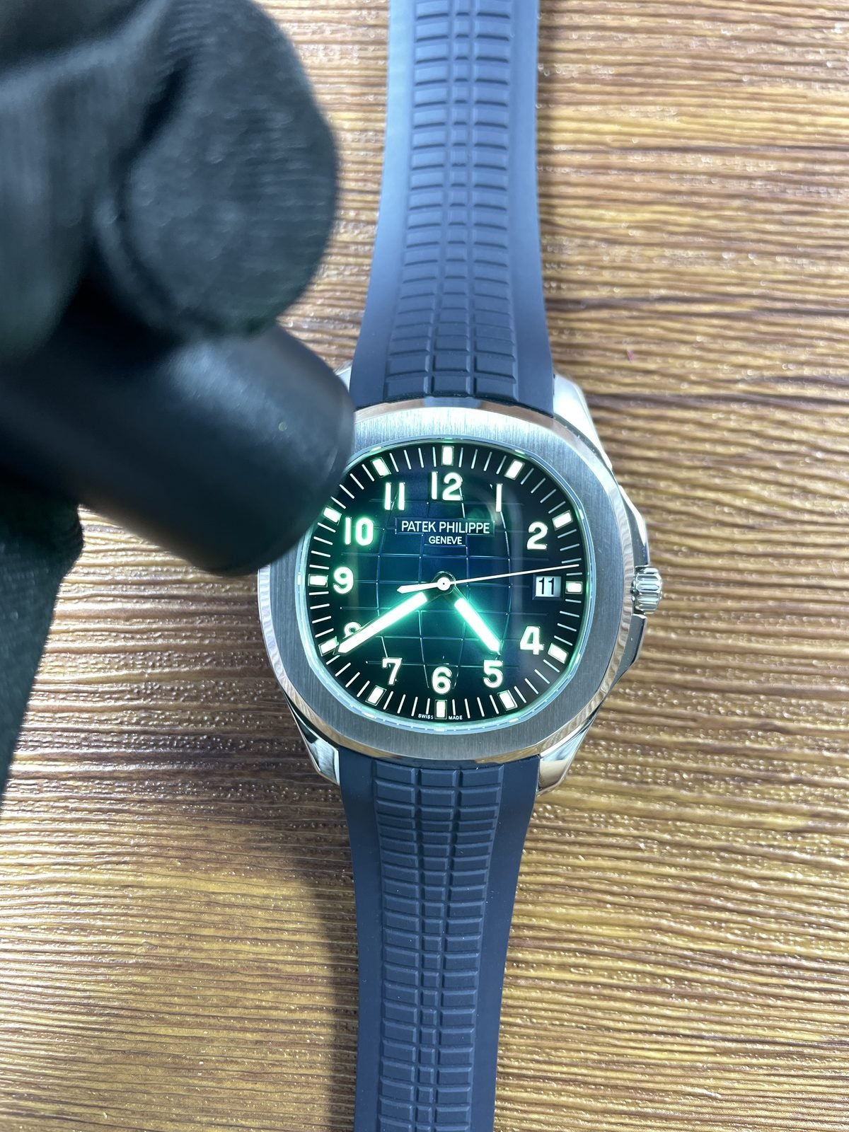 Patek Philippe Aquanaut 5168G-001 replica watch QC detail image 10