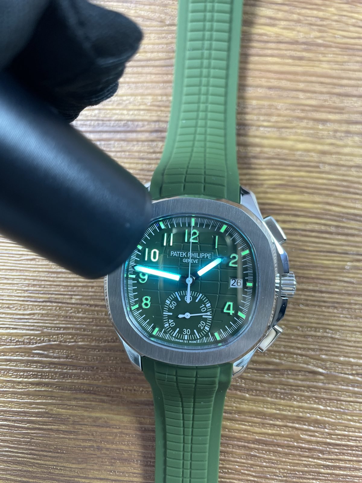 Patek Philippe Aquanaut 5968G-010 replica watch QC detail image 8