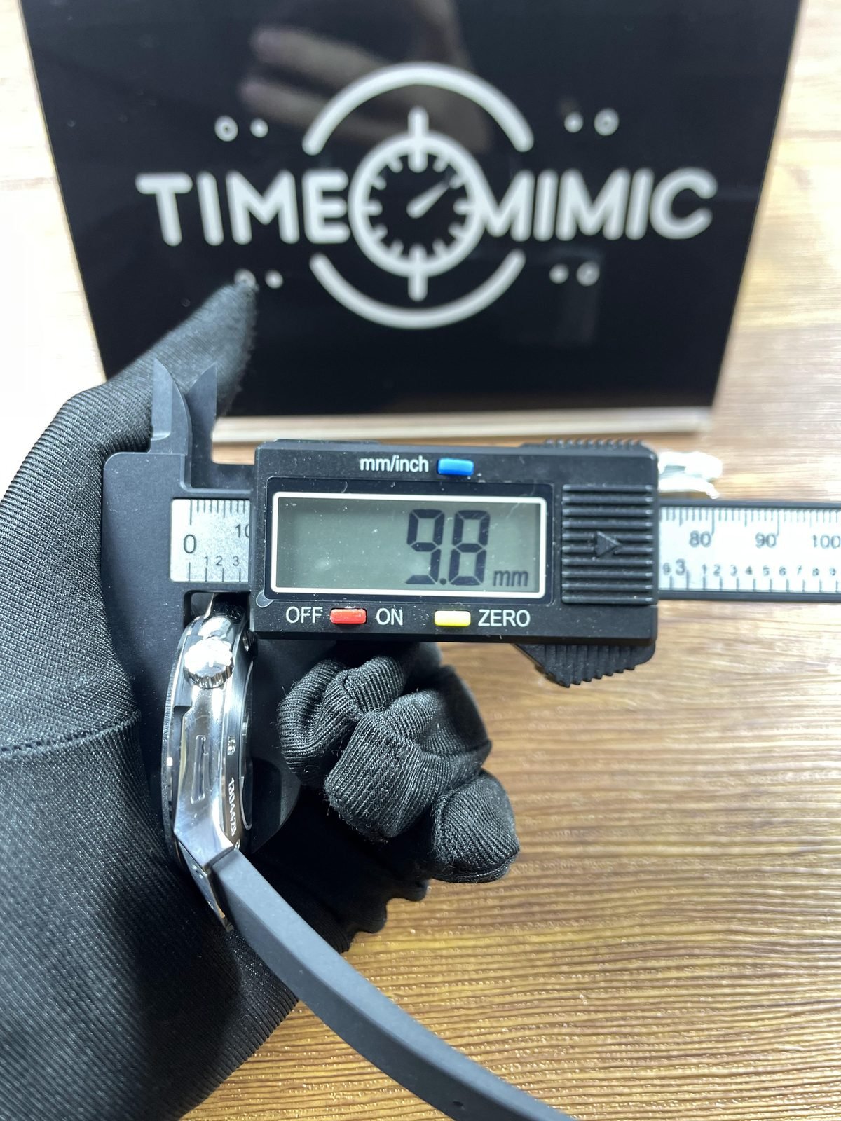 Hublot Classic Fusion 565 NX 7071 RX replica pictured thickness about 9.8 millimetres