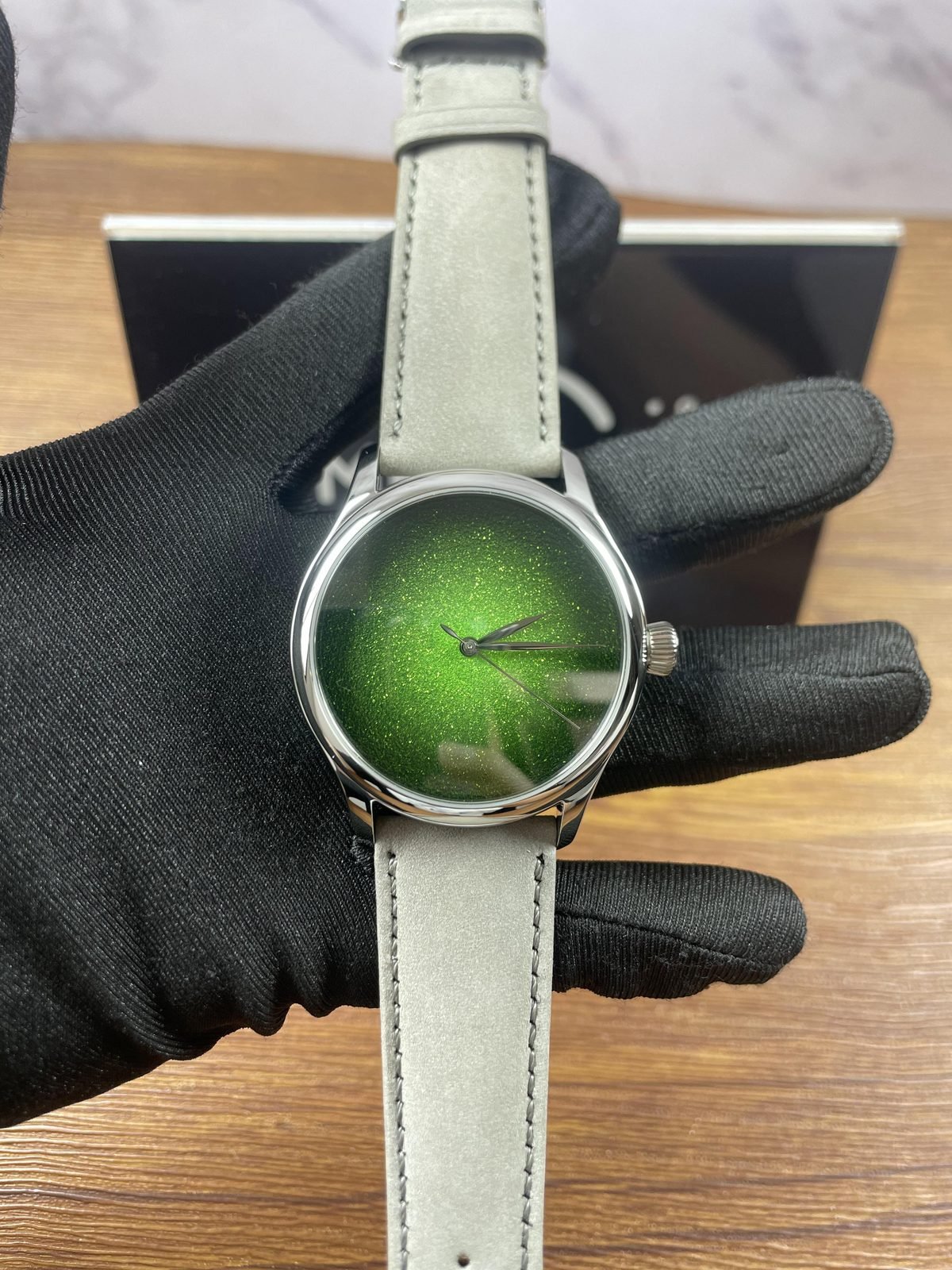 Endeavour style custom replica watch unsigned green textured dial three hands front