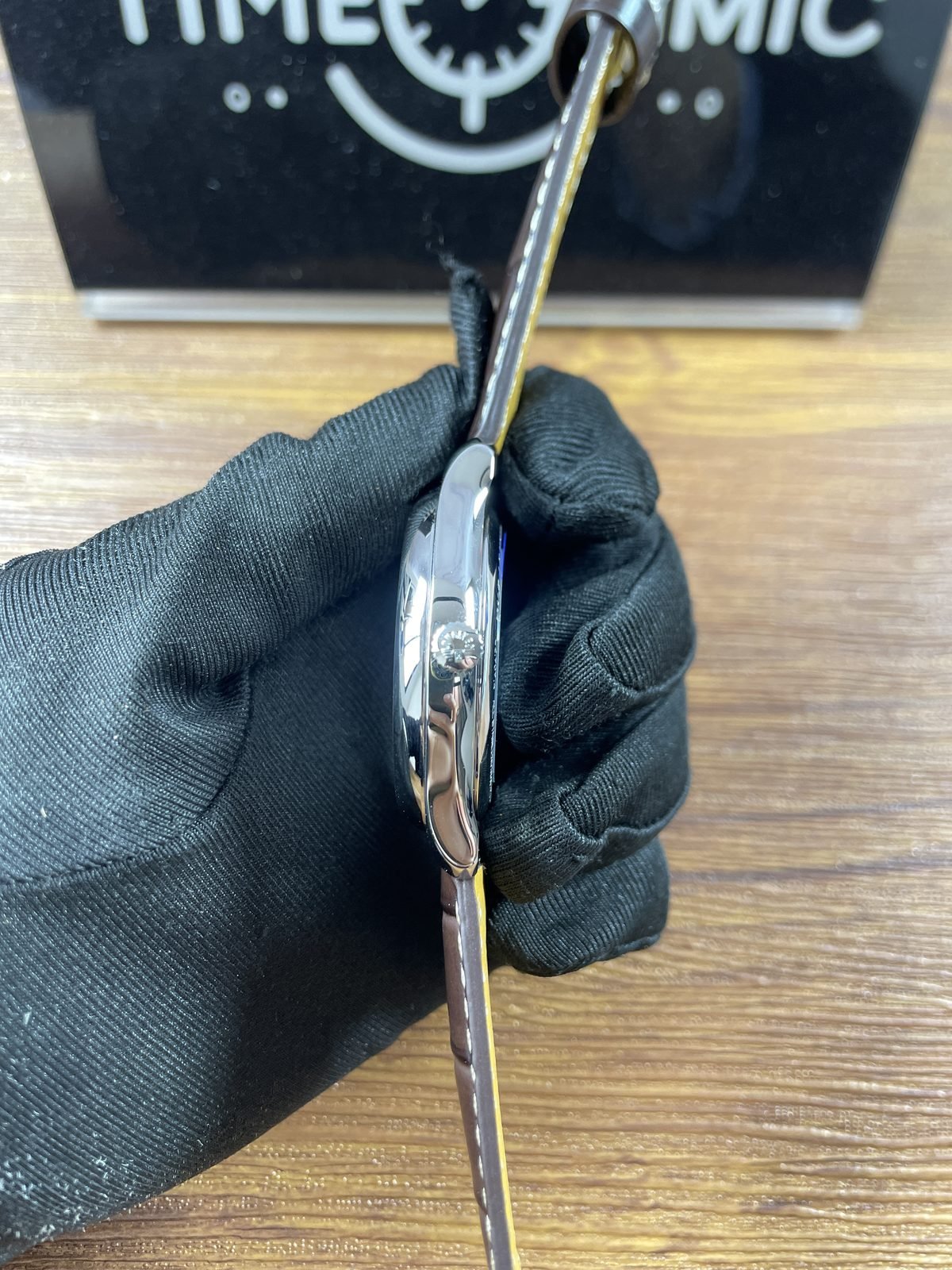 Longines Master Collection L2 909 4 78 3 replica polished steel colour case side profile and crown