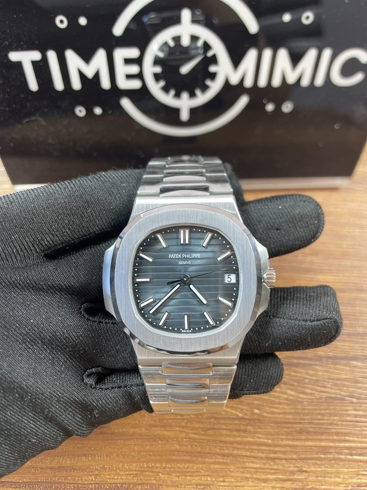 Patek Philippe Nautilus 5711-1A-001 replica watch QC detail image 1