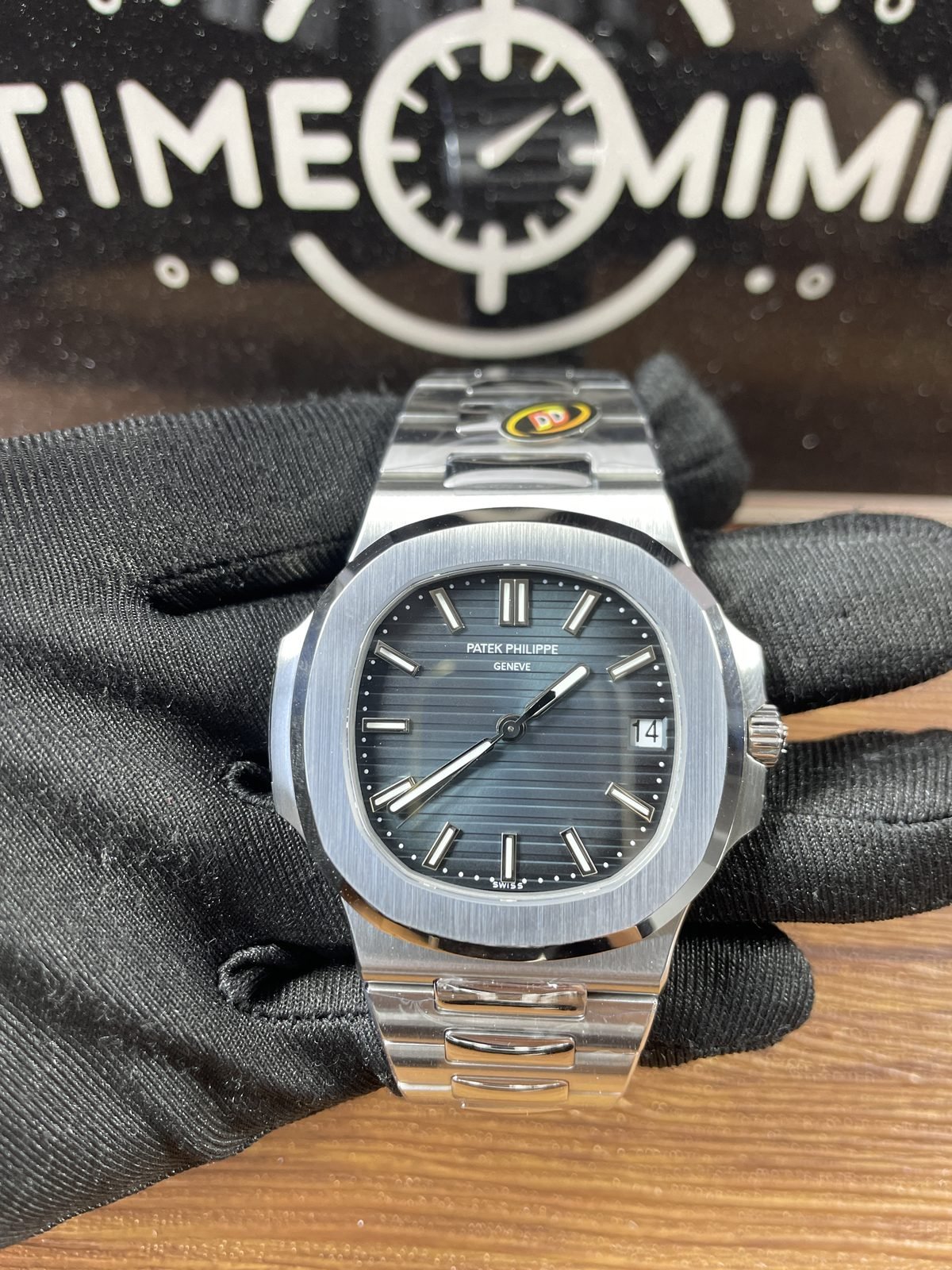 Patek Philippe Nautilus 5711-1A-010 replica watch QC detail image 1