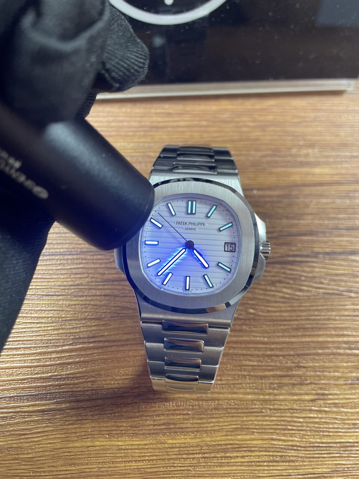 Patek Philippe Nautilus 5711-1A-011 replica watch QC detail image 7