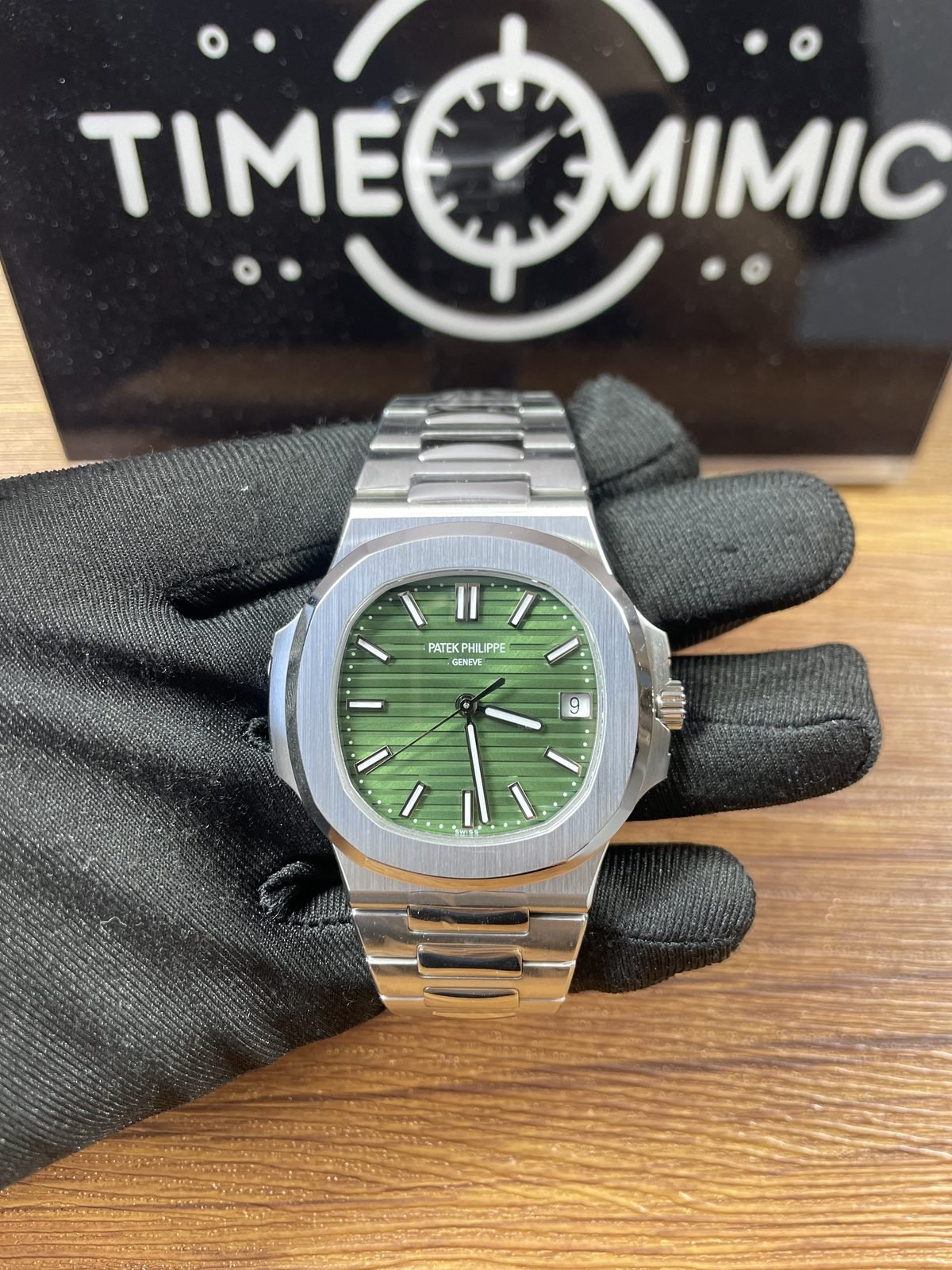 Patek Philippe Nautilus 5711-1A-014 replica watch QC detail image 1