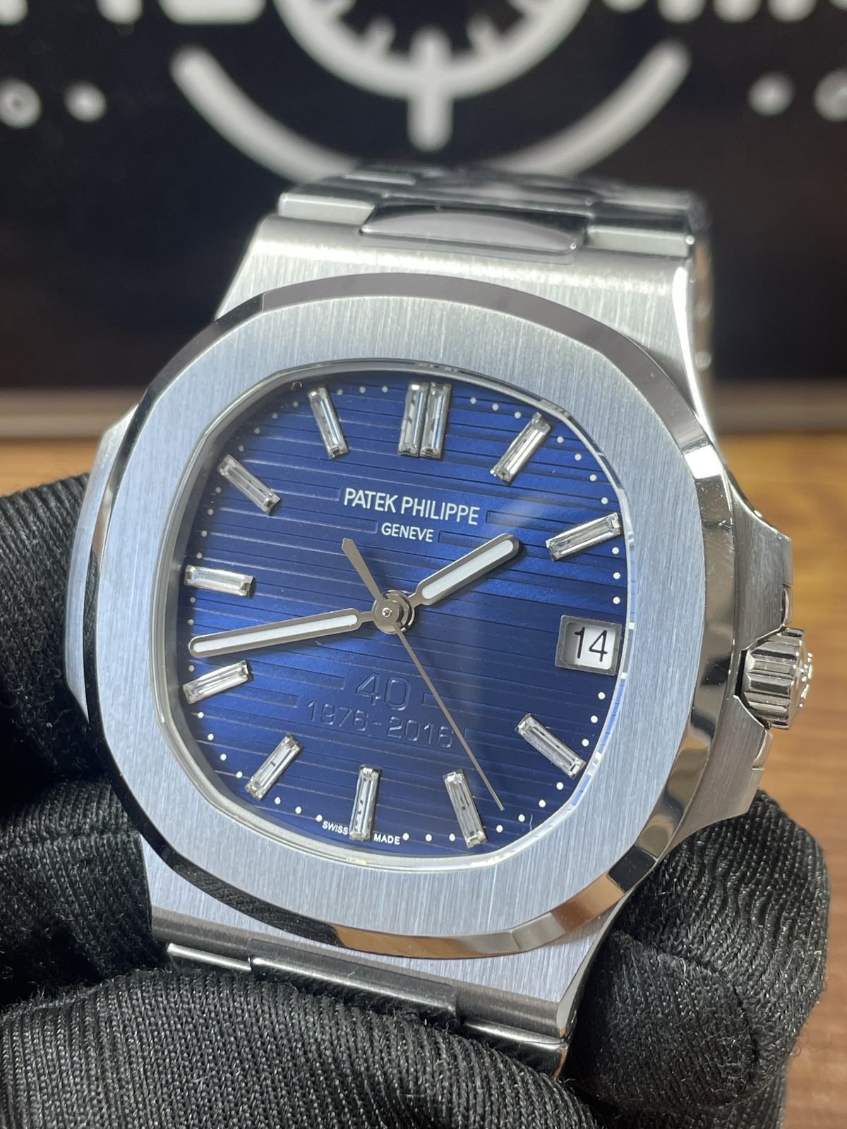 Patek Philippe Nautilus 5711-1P replica watch QC detail image 9