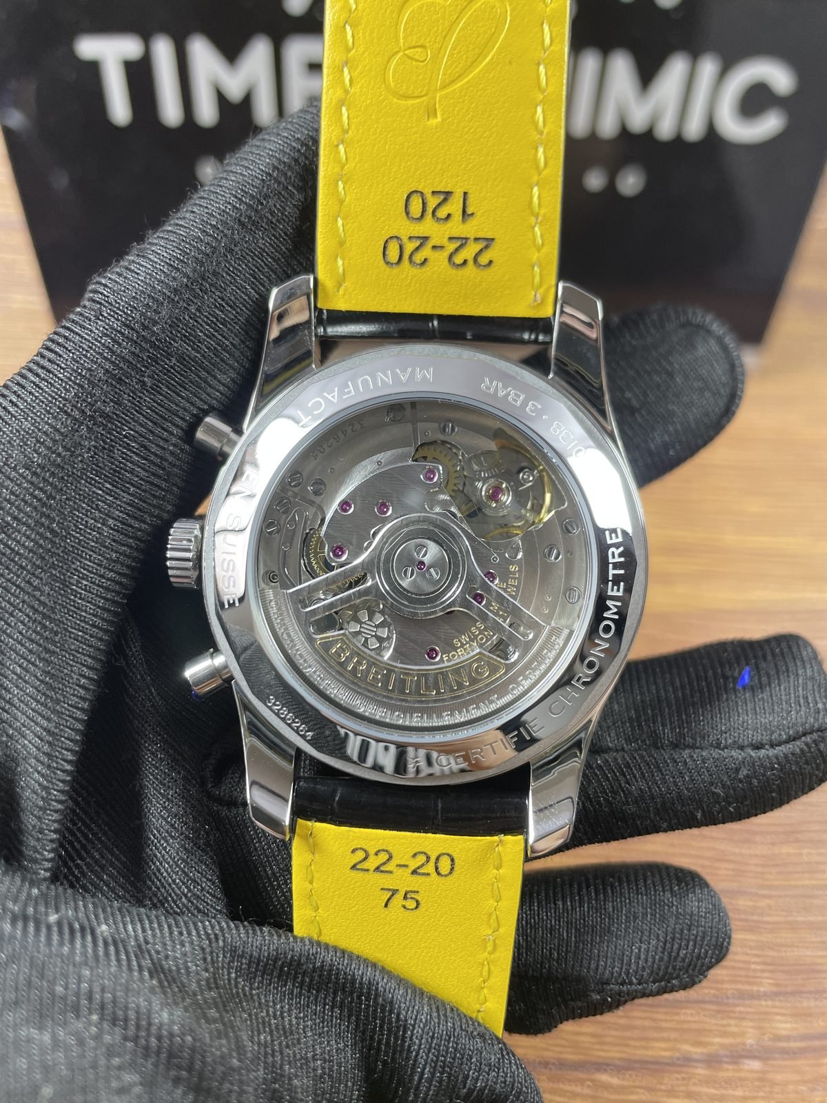 Breitling Navitimer AB0138211B1P1 replica exhibition back decorated automatic movement appearance AB0138 3 BAR and 328624 style markings