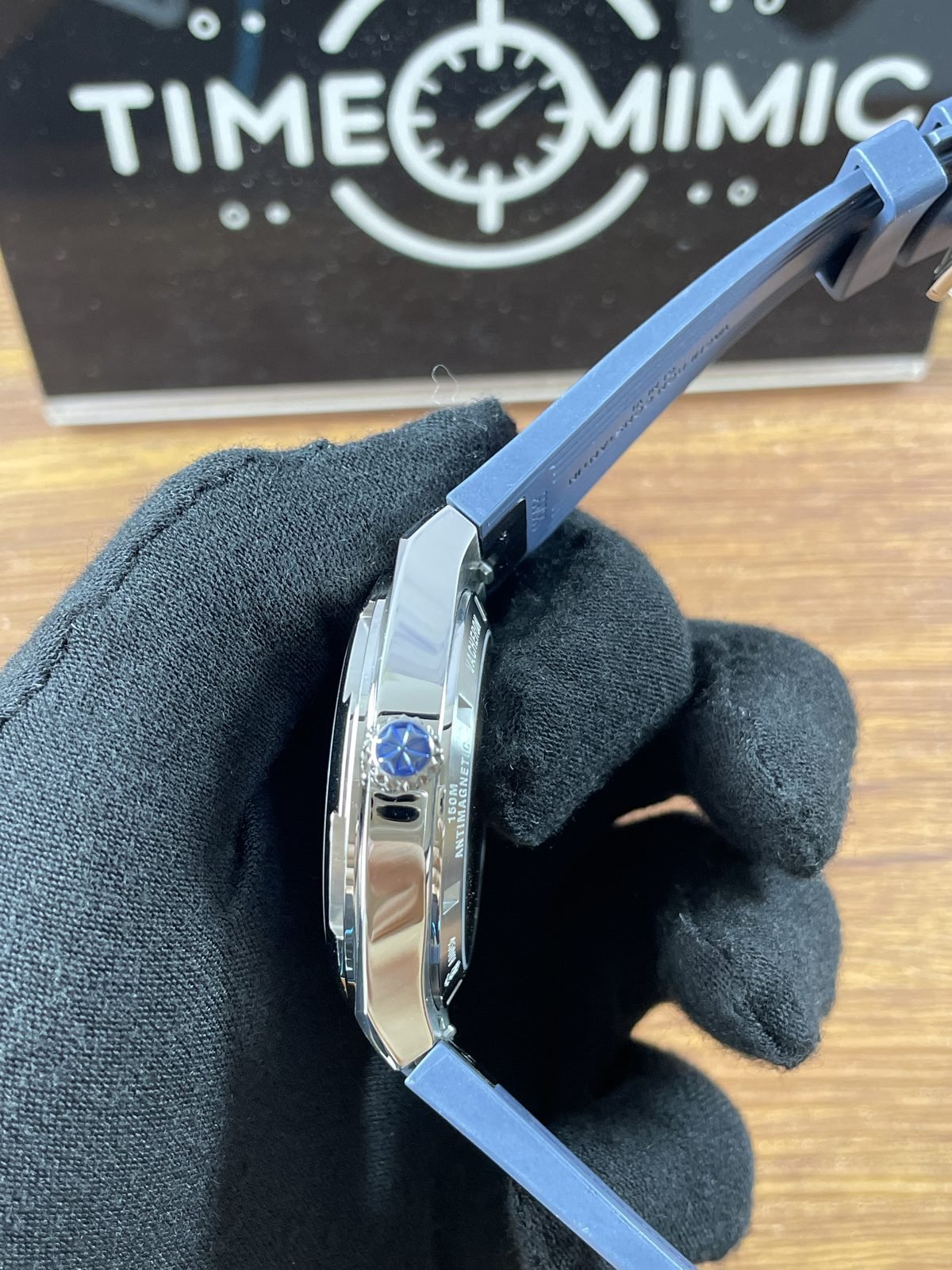 Vacheron Constantin Overseas 4500V replica watch QC detail image 3