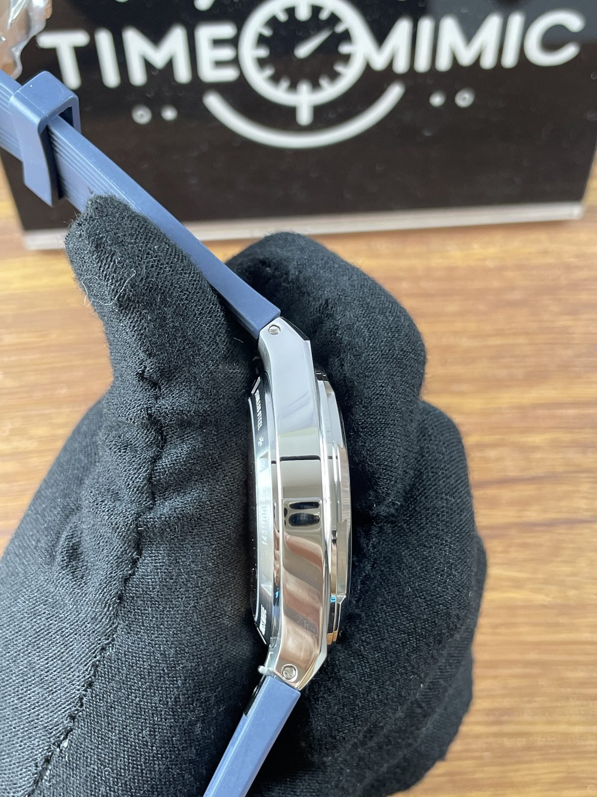 Vacheron Constantin Overseas 4500V replica watch QC detail image 4