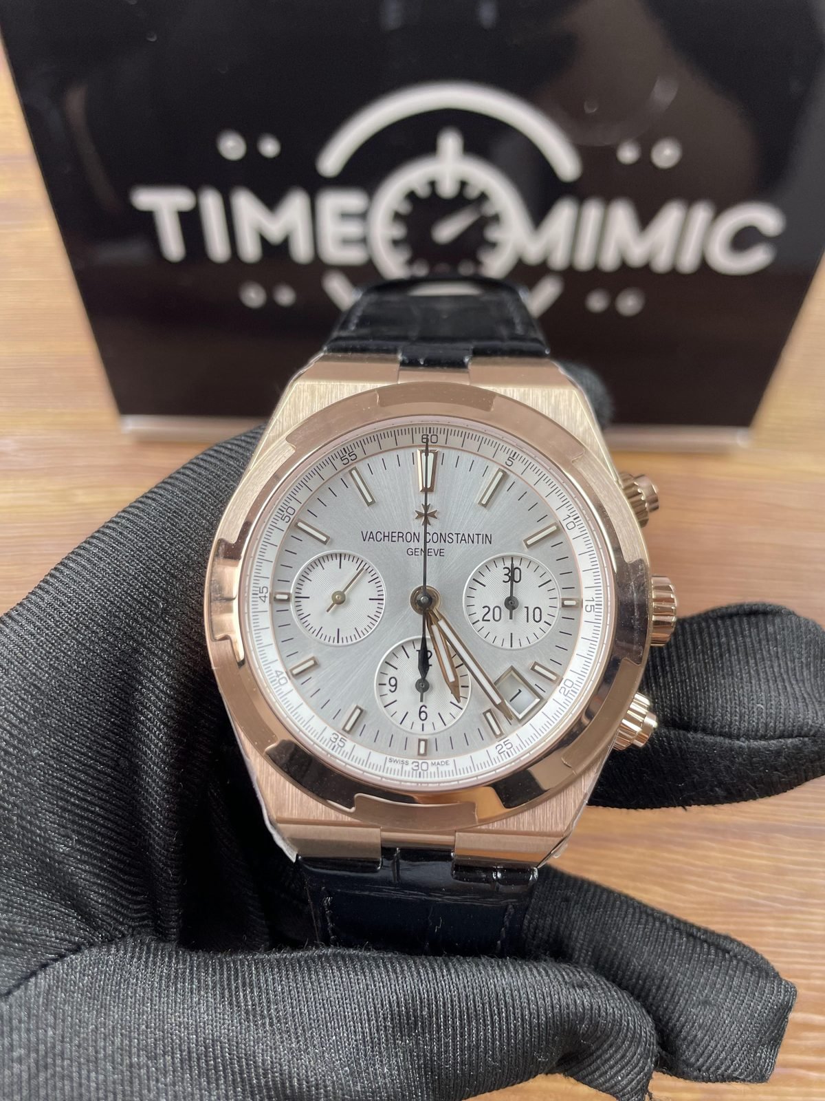 Vacheron Constantin Overseas 5500V replica watch QC detail image 1