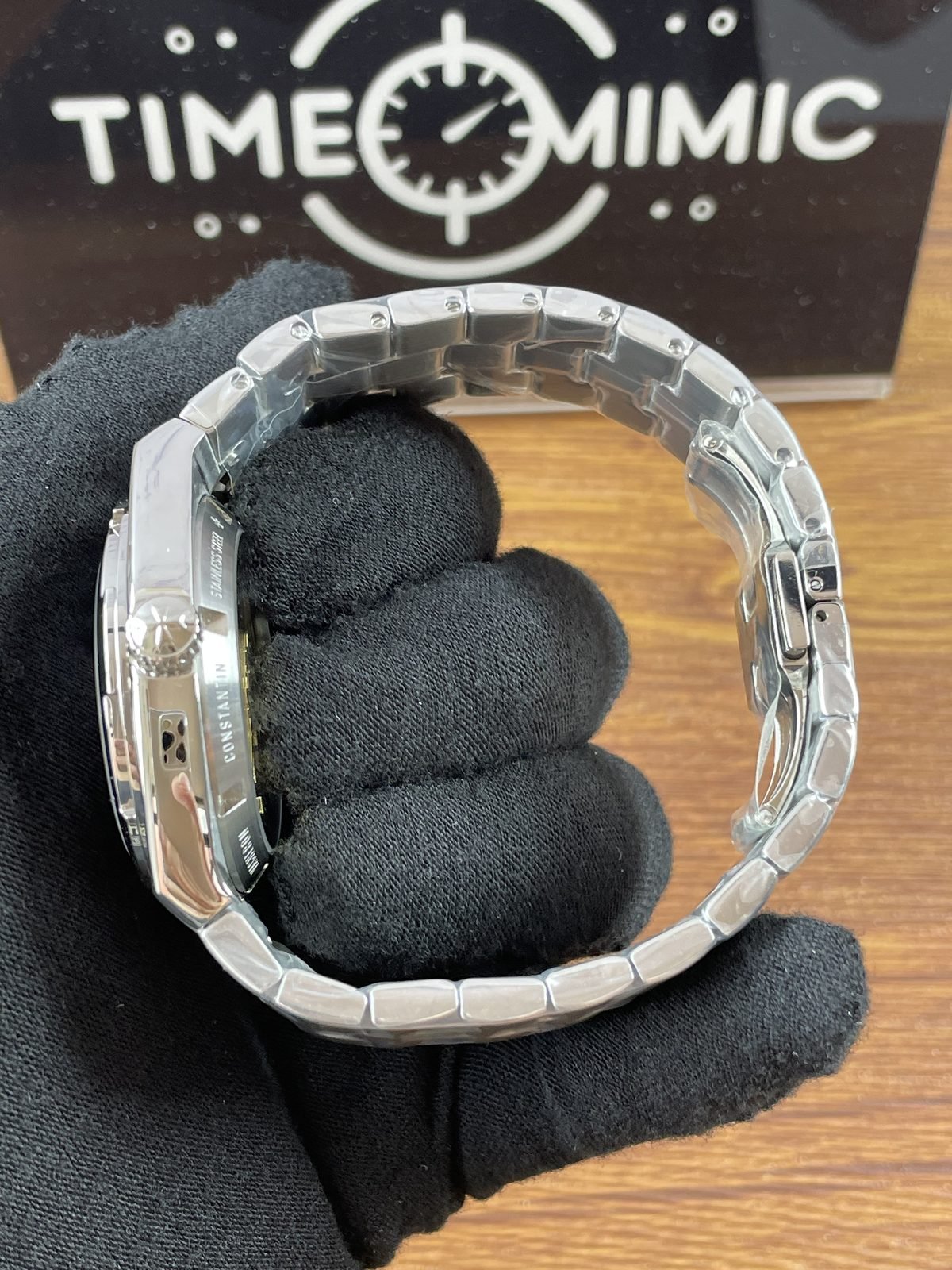 Vacheron Constantin Overseas 7700V replica watch QC detail image 2