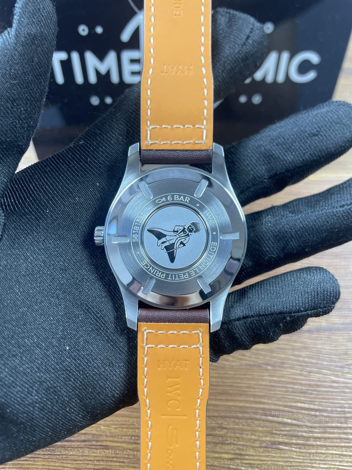 IWC Pilot IW327004 replica Le Petit Prince style solid back 6 BAR 5618136 markings