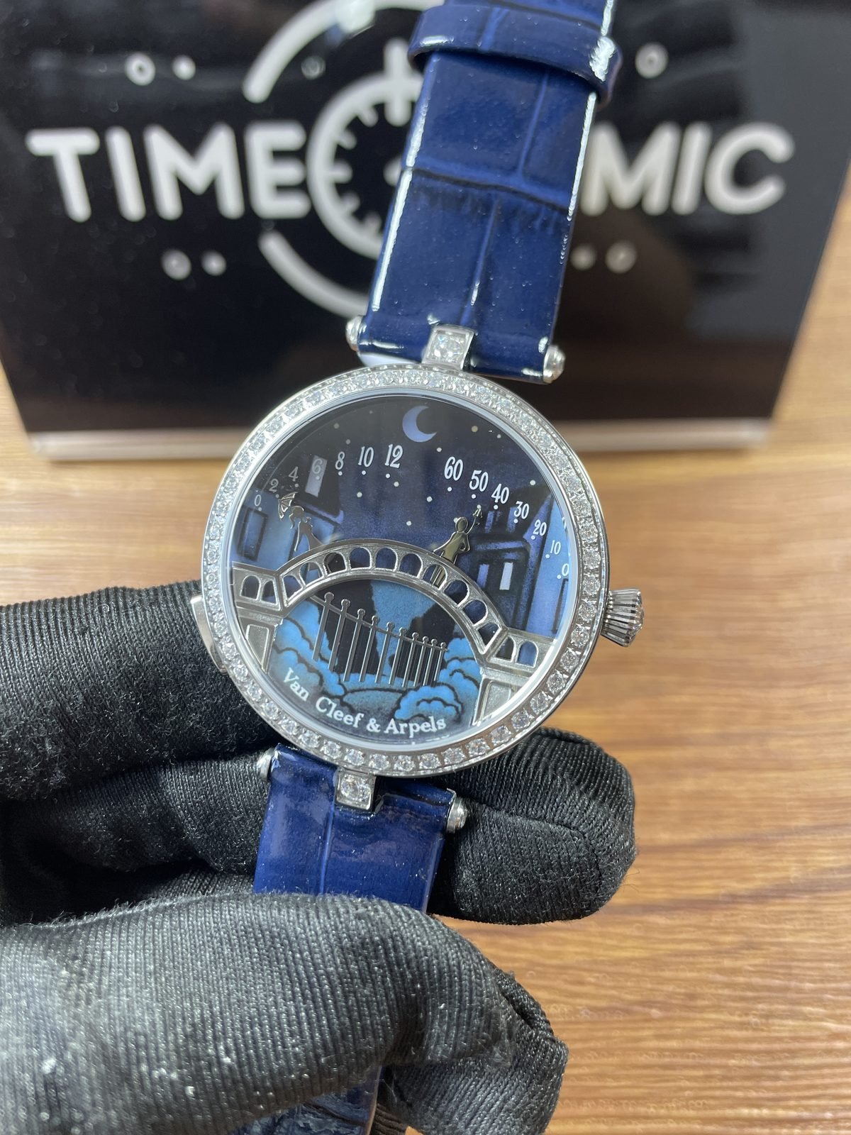 Van Cleef & Arpels Poetic Complications VCARN9V100 replica watch QC detail image 3