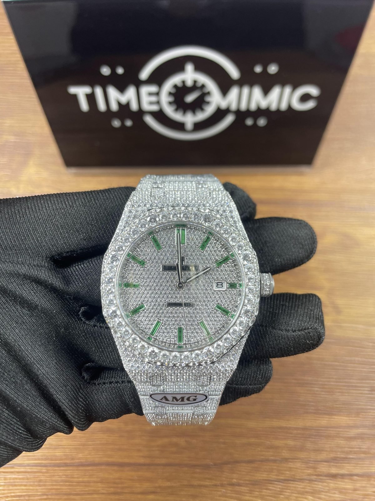 Audemars Piguet Royal Oak 15400 iced out replica watch QC image 6