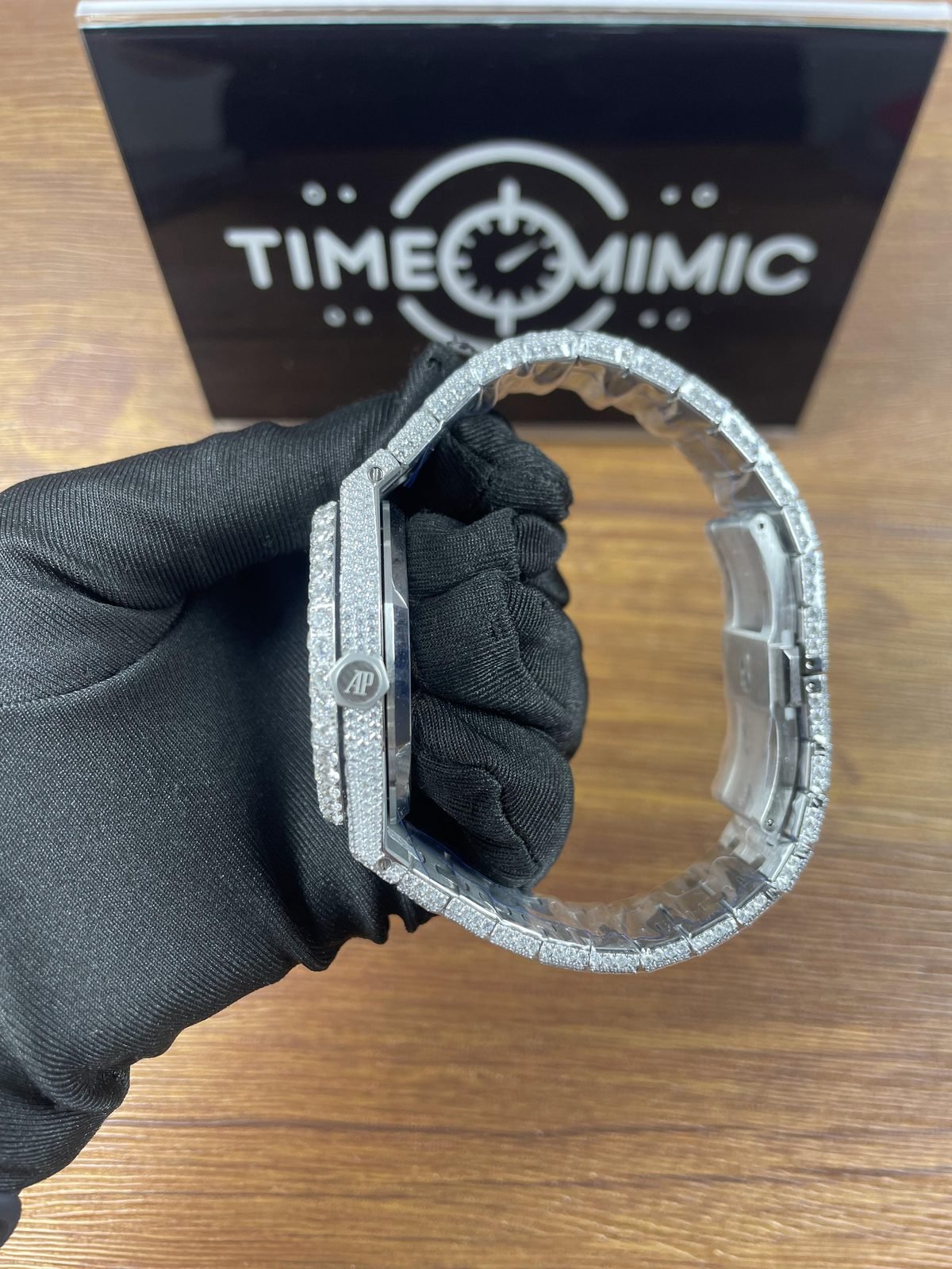 Audemars Piguet Royal Oak 15400 iced out replica watch QC image 7