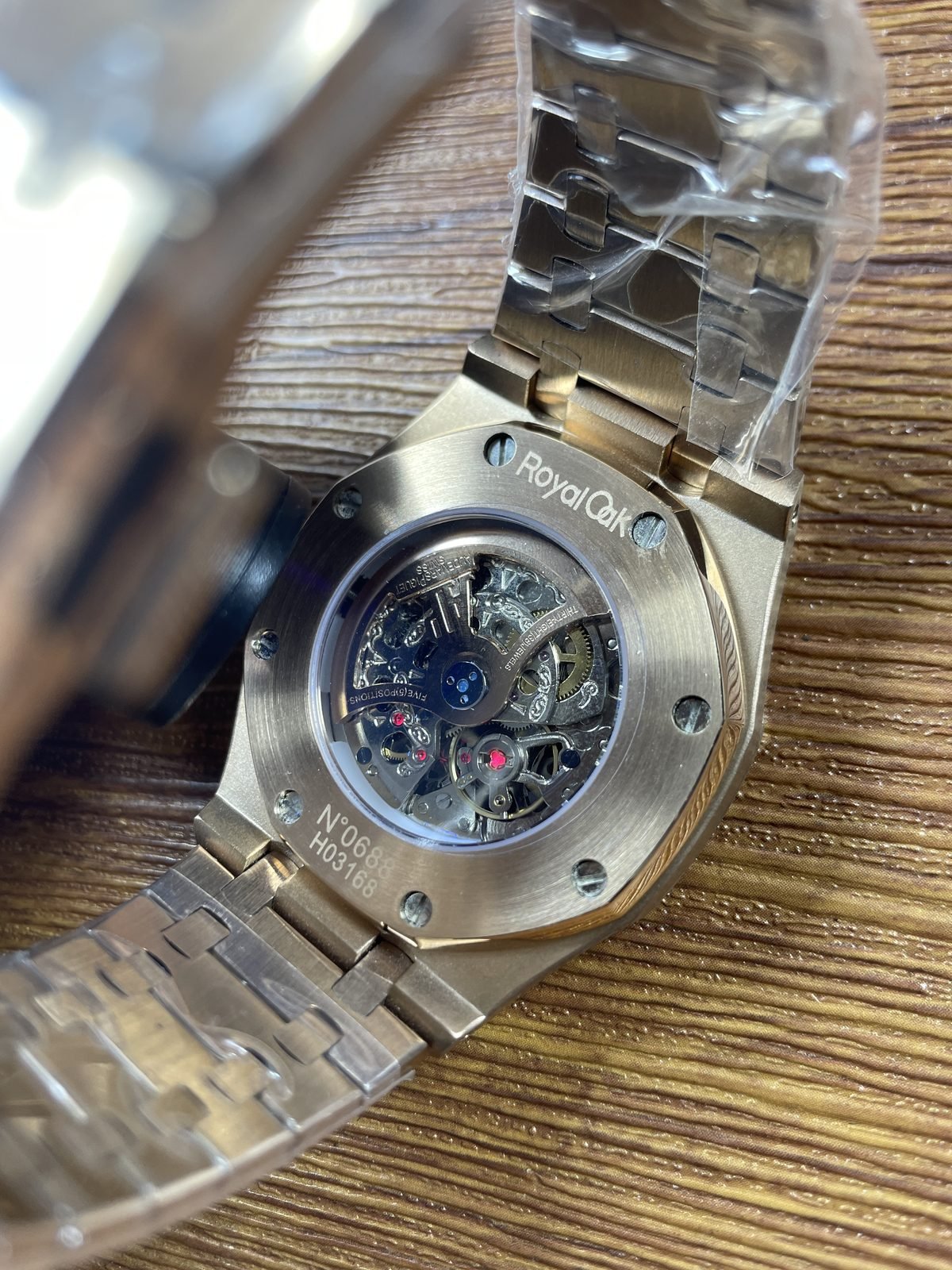 Royal Oak 15407OR replica rear movement and rotor close-up