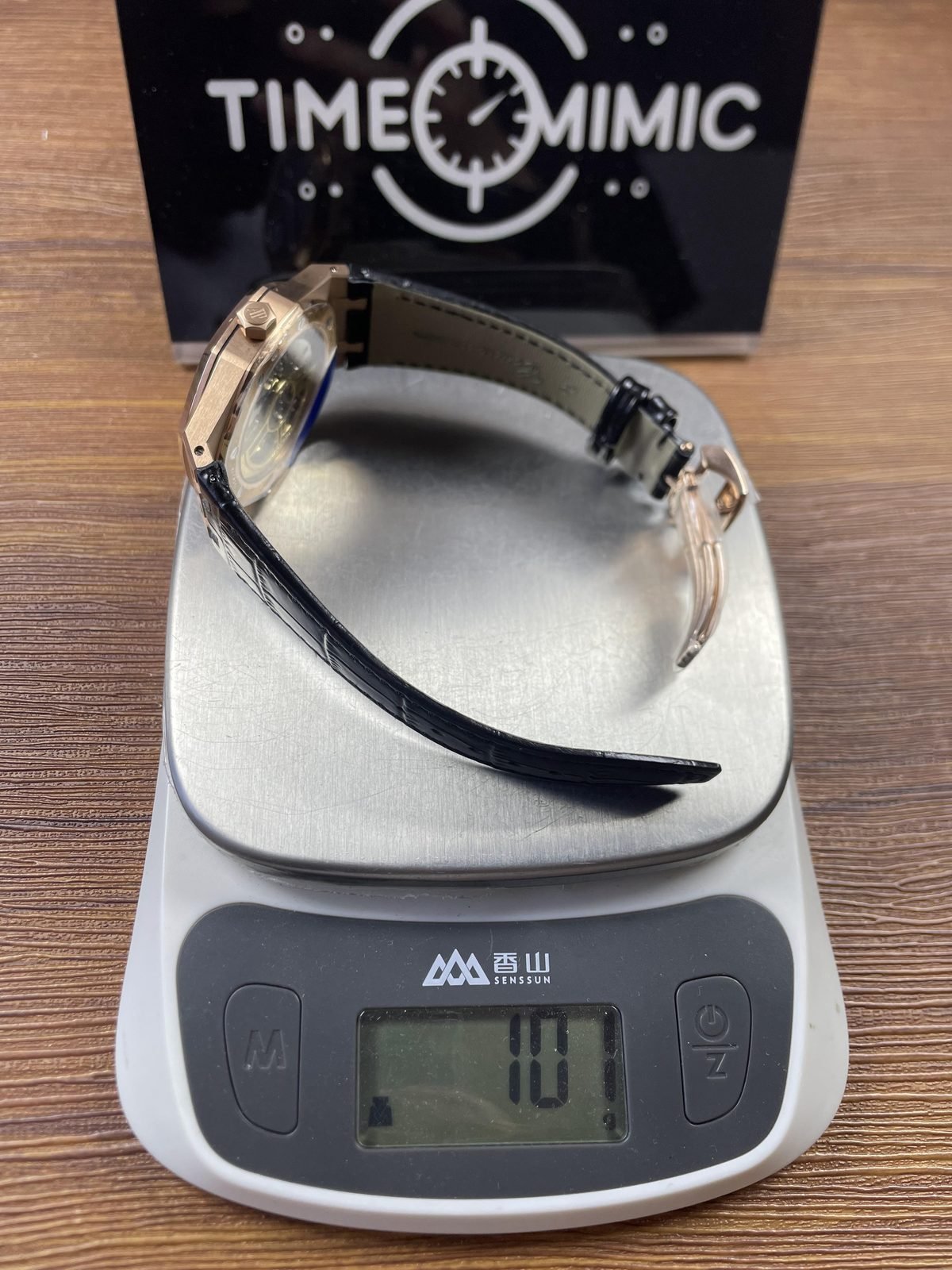 Royal Oak 15500OR D002CR replica black strap folding clasp and partly obscured scale display