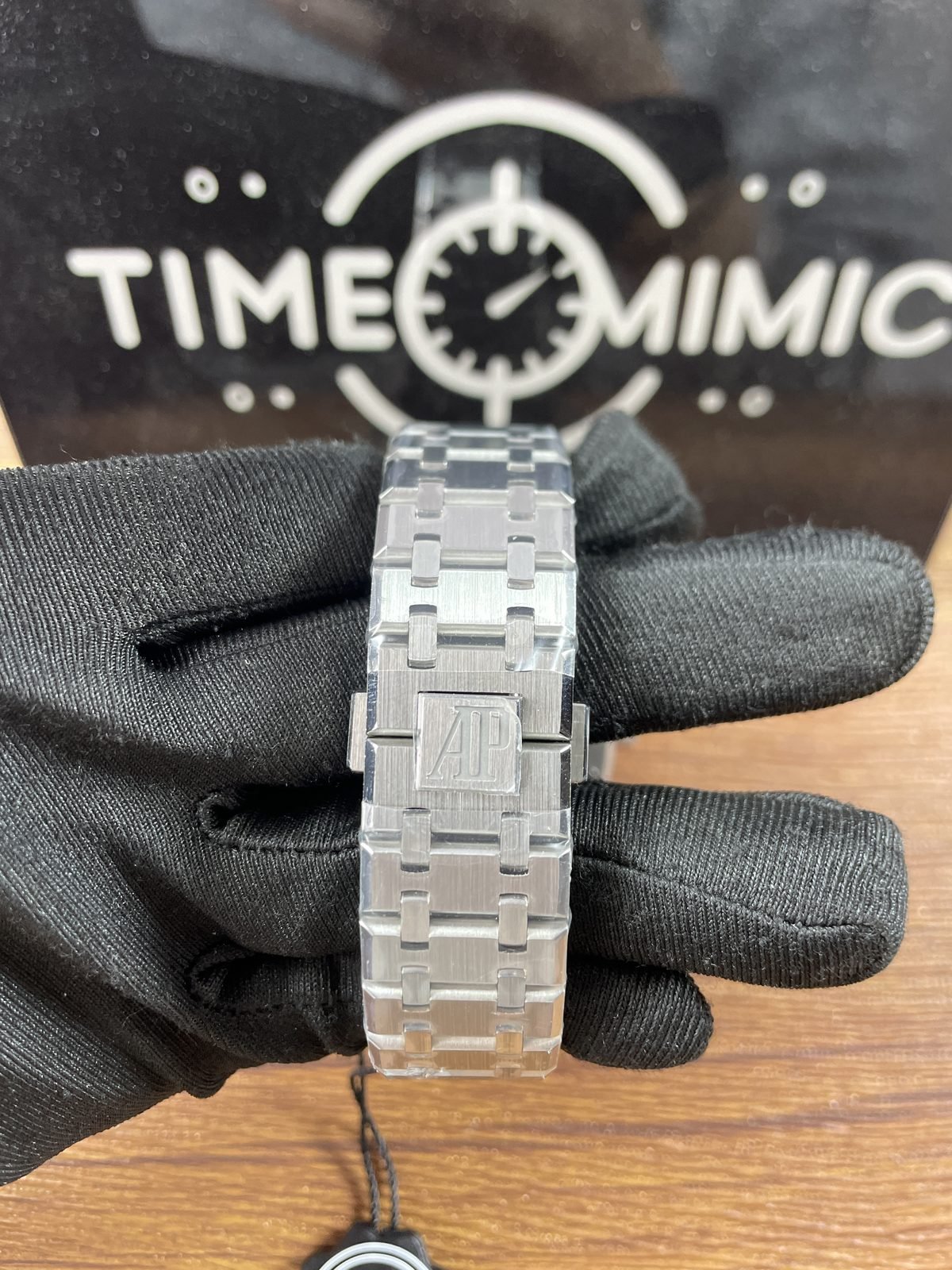 Royal Oak 15500ST replica protected integrated bracelet and AP-style folding clasp exterior