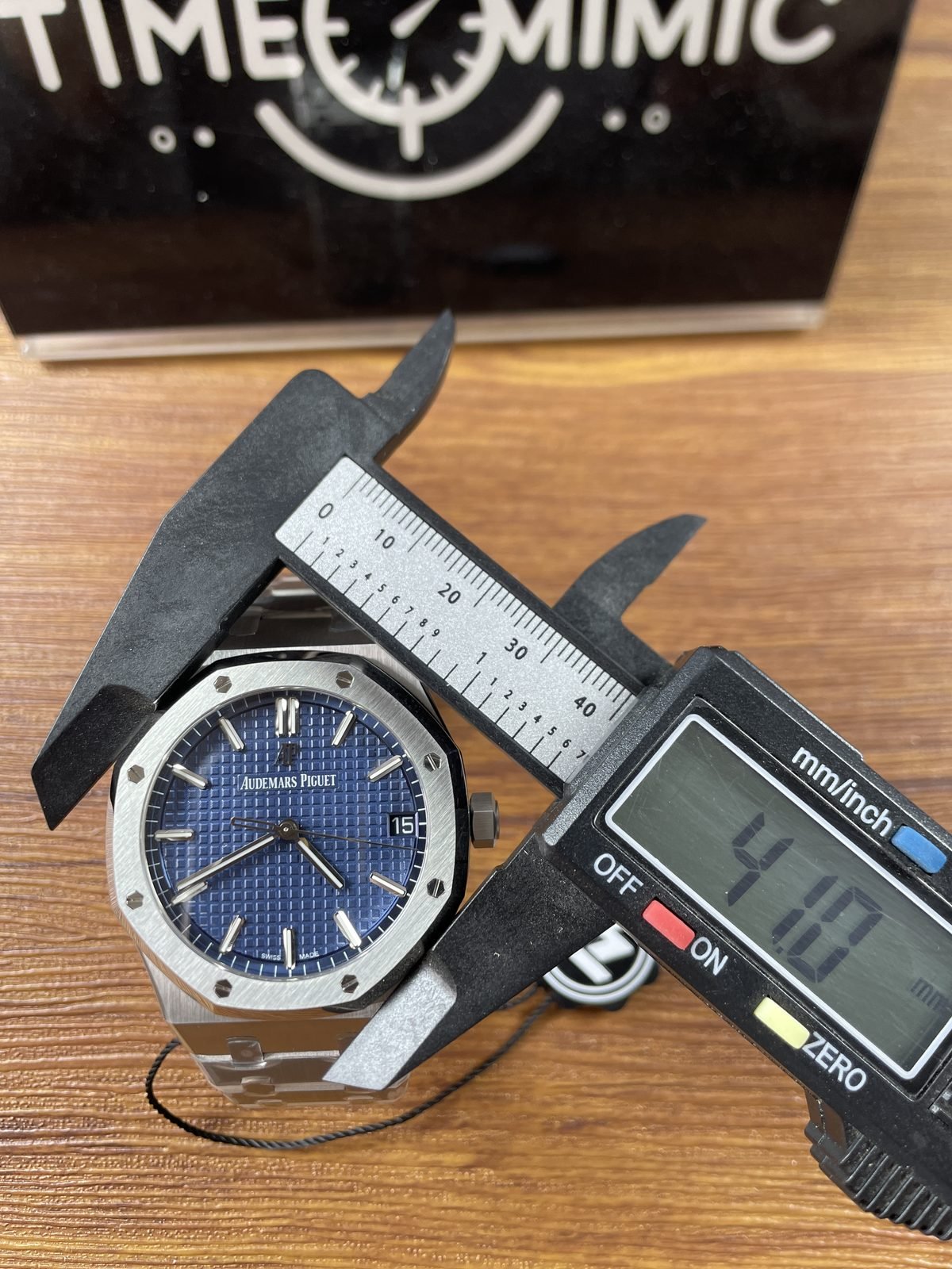 Royal Oak 15500ST replica protected sample calliper reading approximately 41.0 millimetres