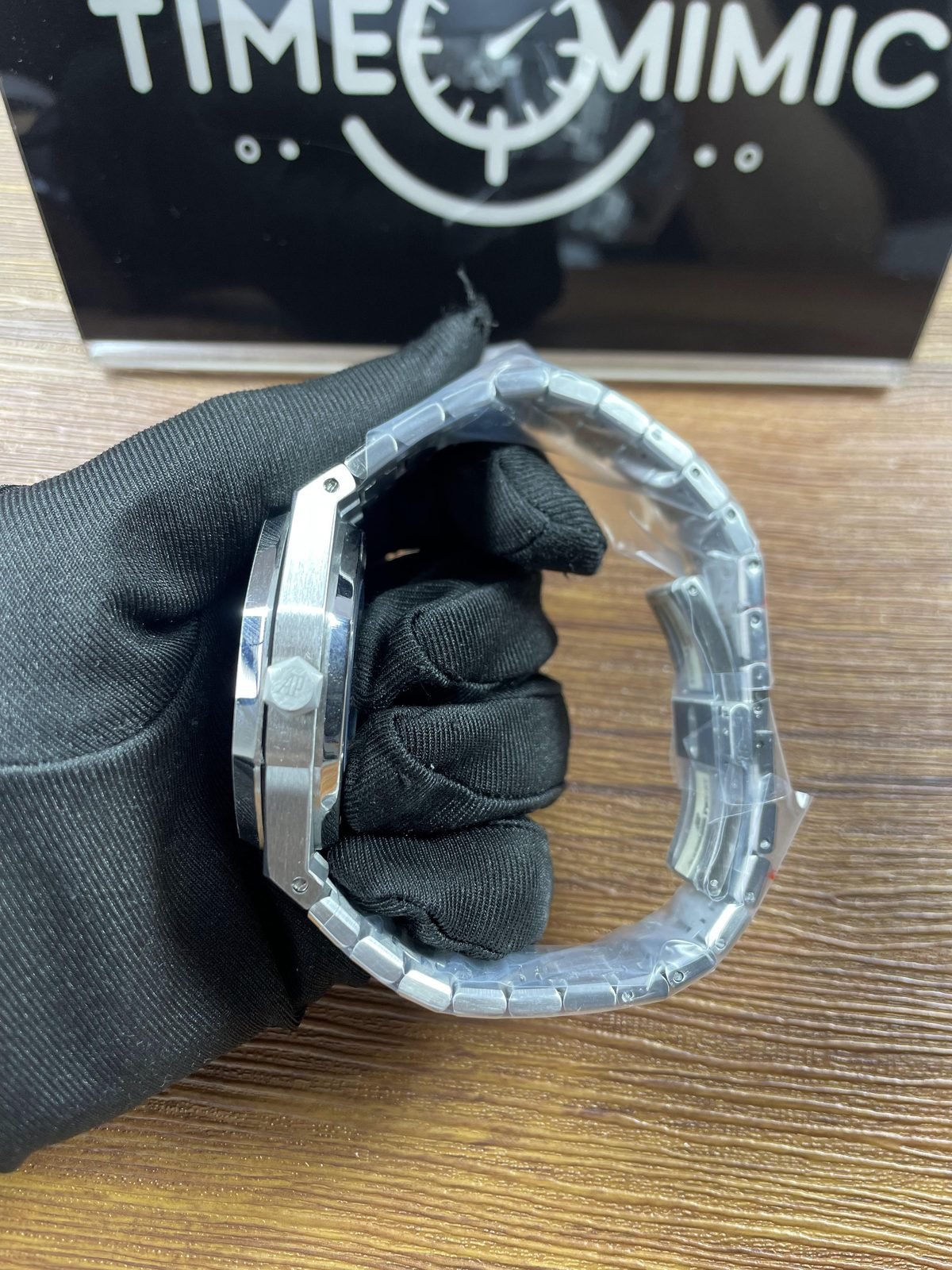 Royal Oak 15500ST 03 replica sample B crown-side profile and protected bracelet