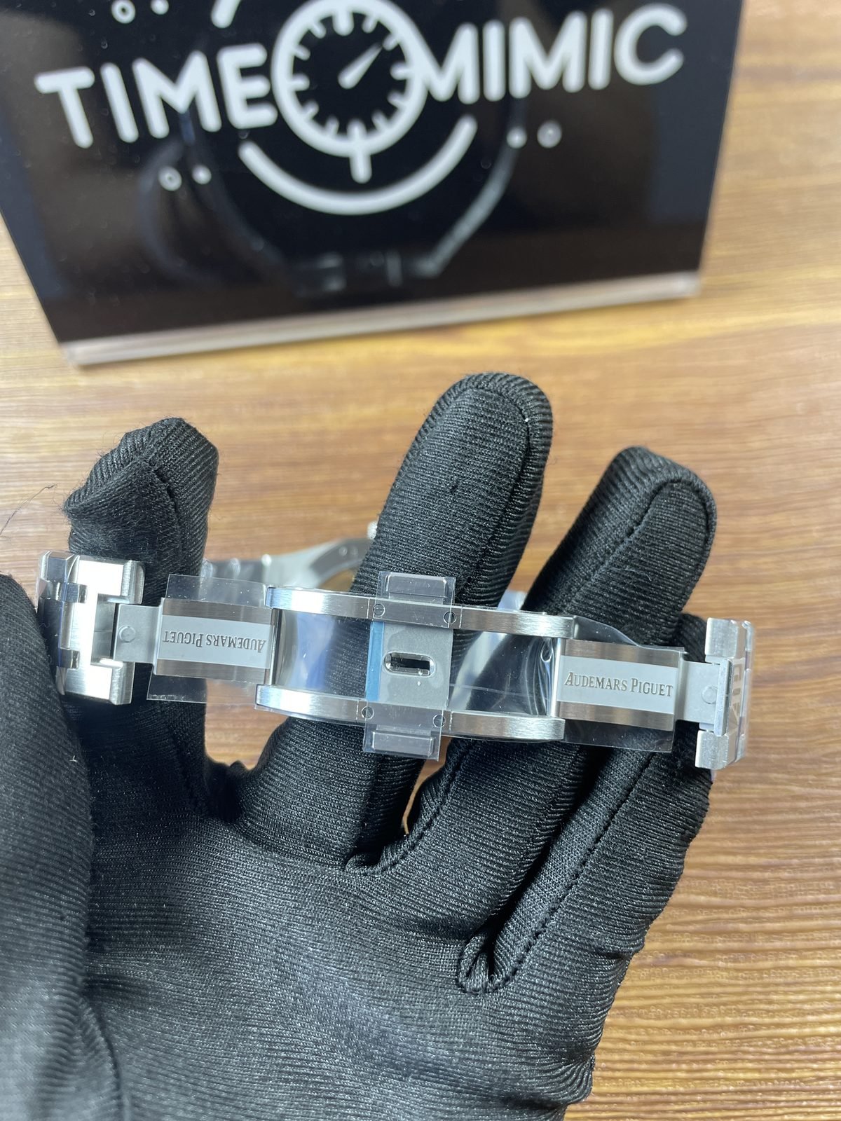 Royal Oak 15500ST 04 replica AP-style folding clasp open interior view