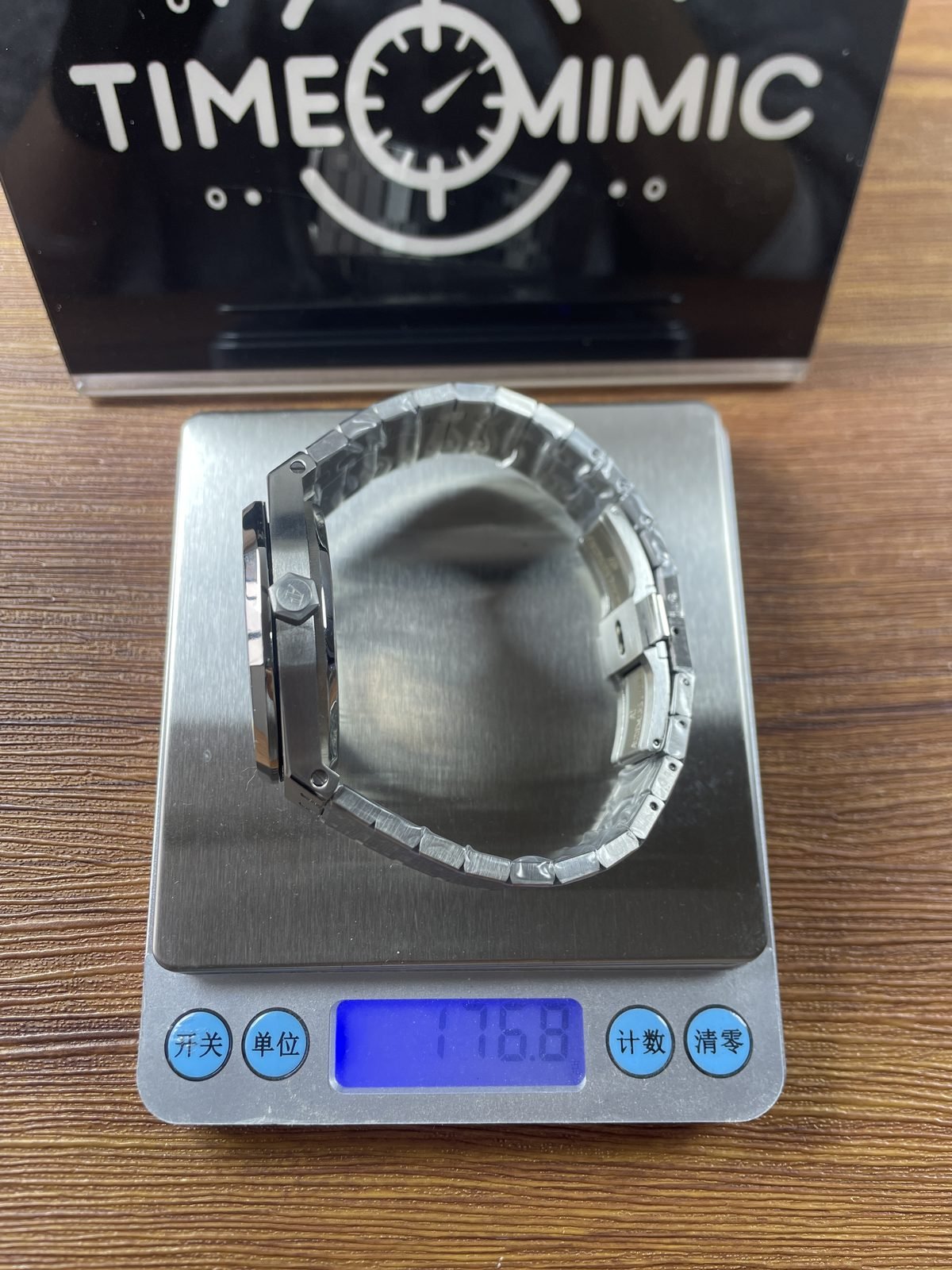 Royal Oak 15510ST 06 replica protected photo sample scale reading 176.8 grams