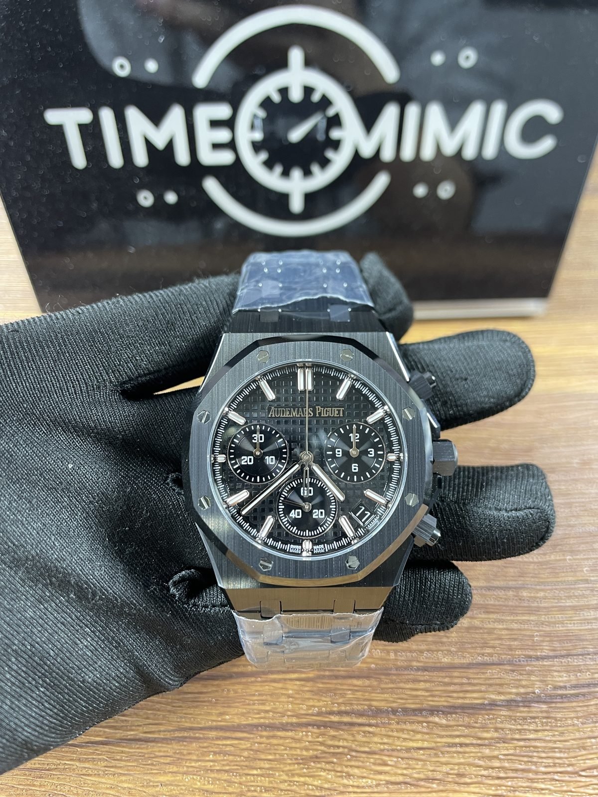 Royal Oak 26240CE replica black grid chronograph dial dark-tone integrated bracelet date 7 front