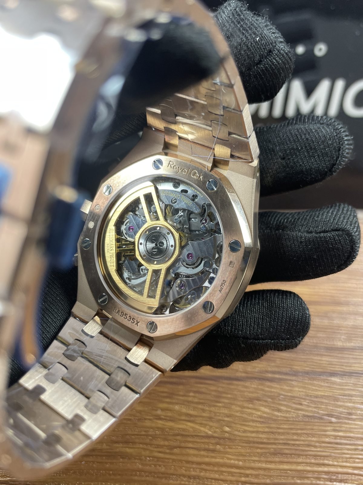 Royal Oak 26240OR replica exhibition caseback decorated movement and openworked rotor