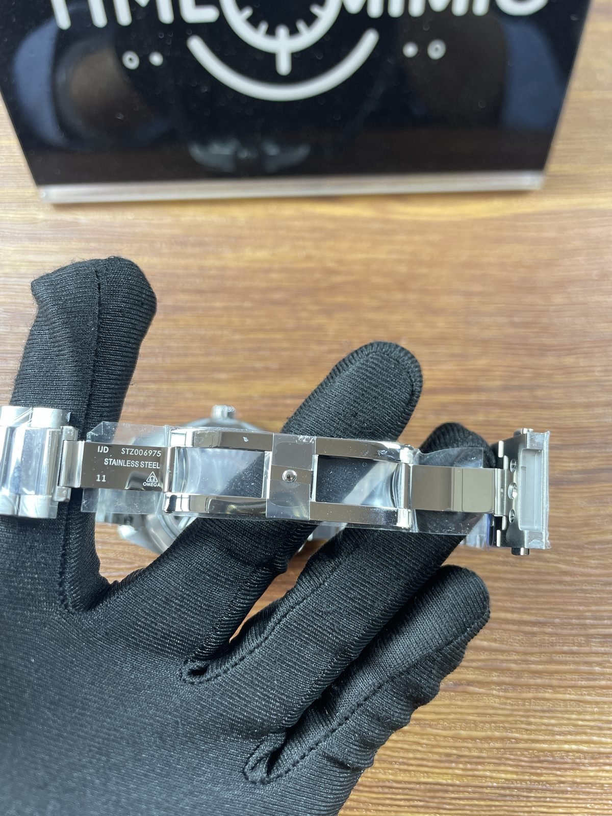 Aqua Terra replica clasp interior with JD STZ006975 stainless steel 11 and Omega style markings