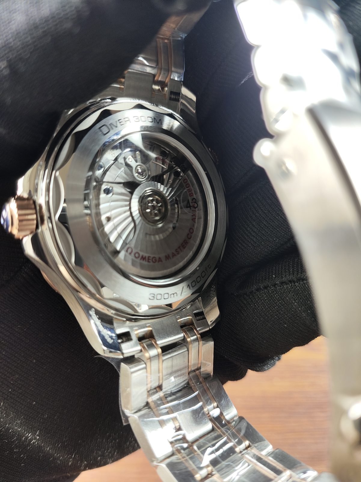 Omega Seamaster 300 replica watch QC detail image 6