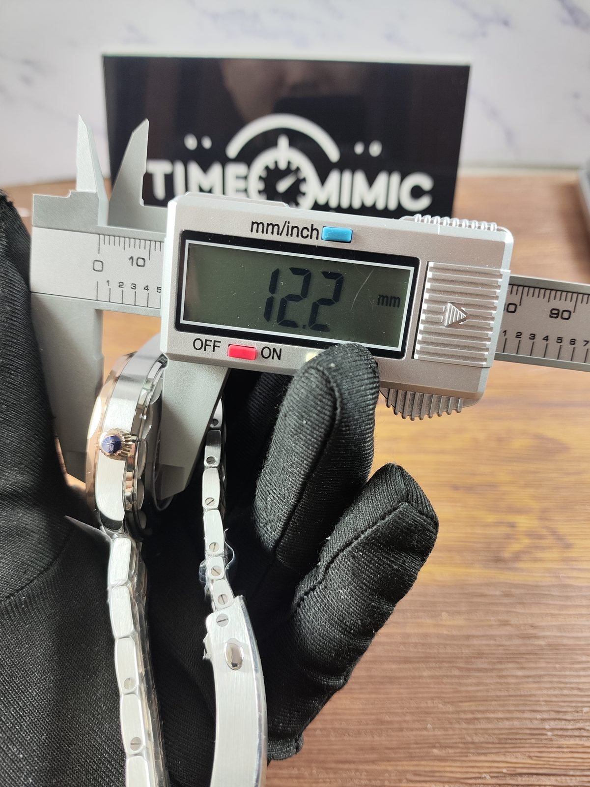 Omega Seamaster 300 replica watch QC detail image 10