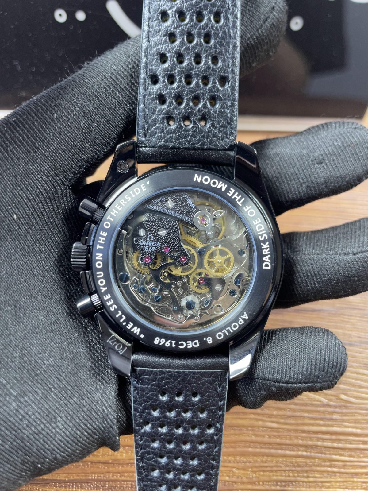 Omega Speedmaster 311-92-44-30-01-001 replica watch QC detail image 3