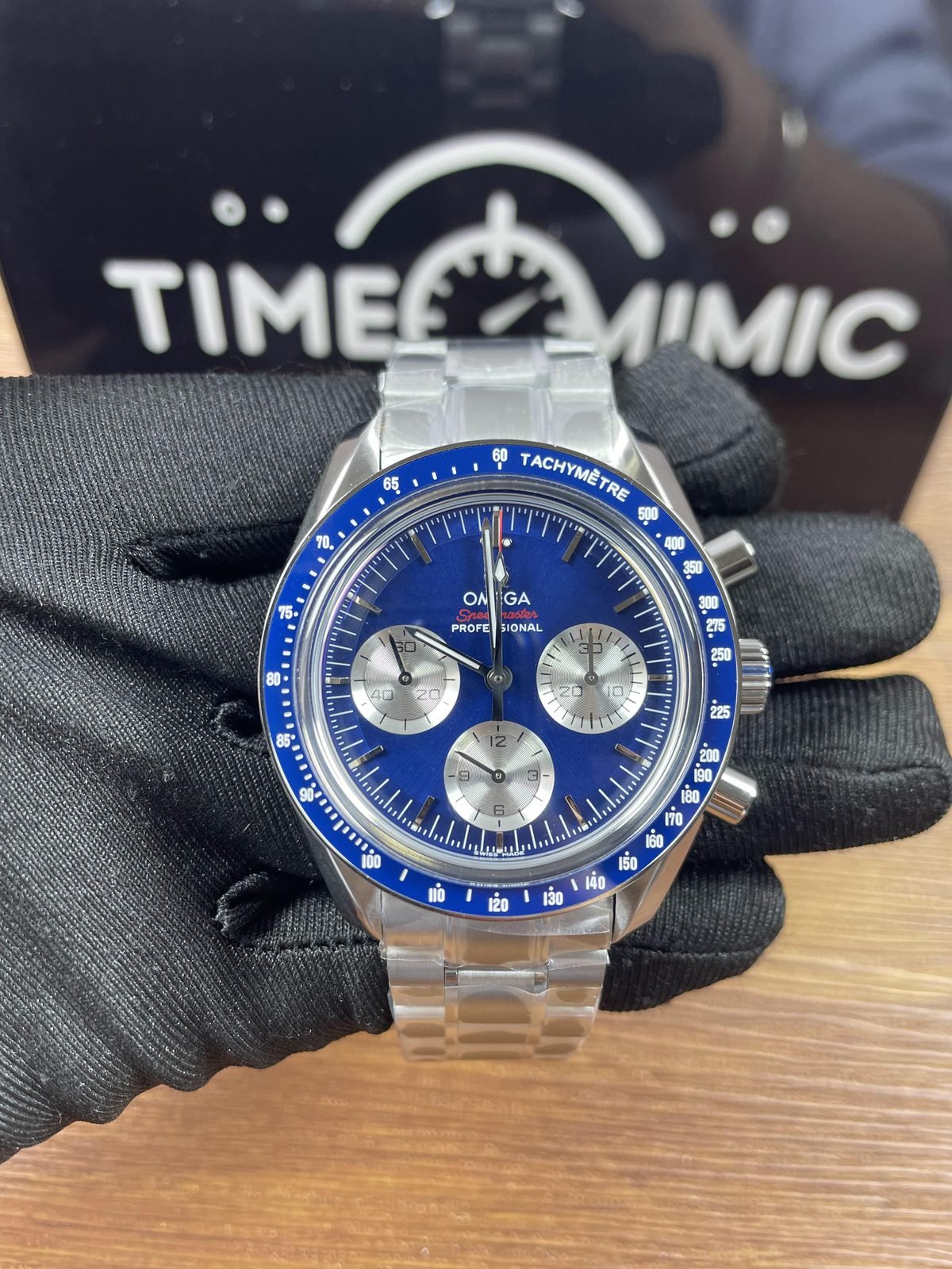 Omega Speedmaster 3565-80-00 replica watch QC detail image 1