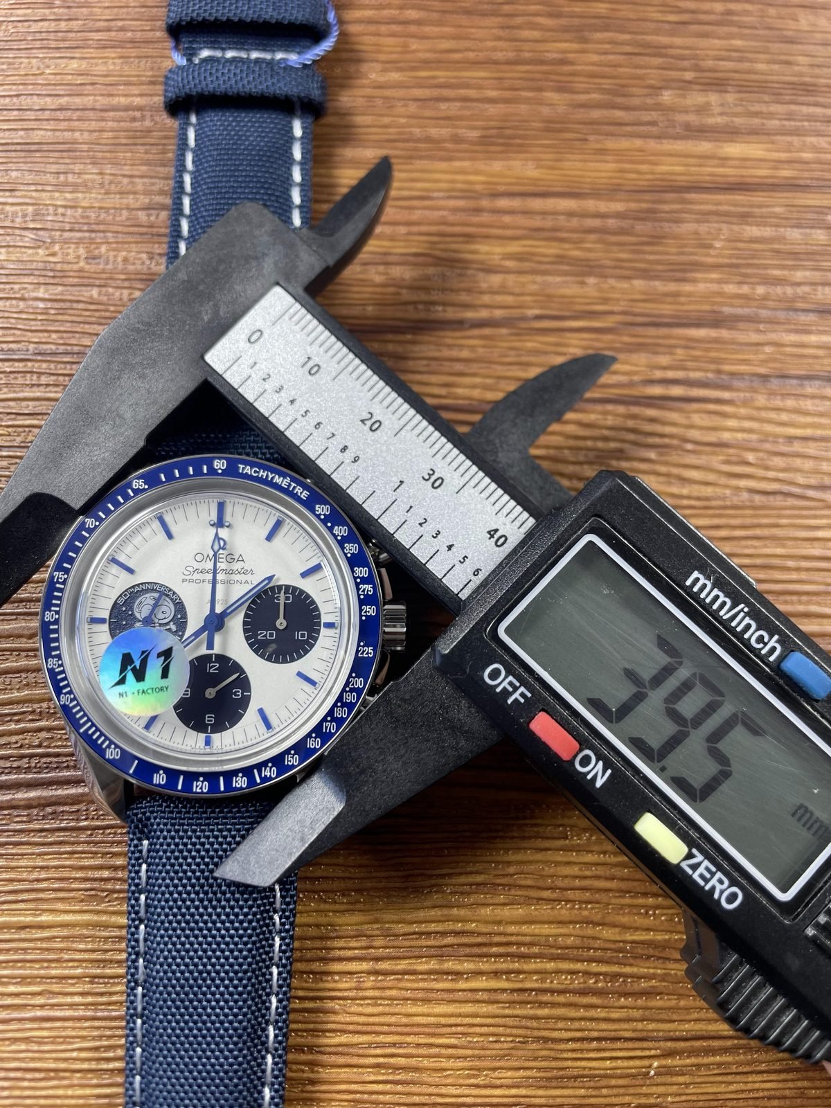 Omega Speedmaster Custom Configuration replica watch QC detail image 8