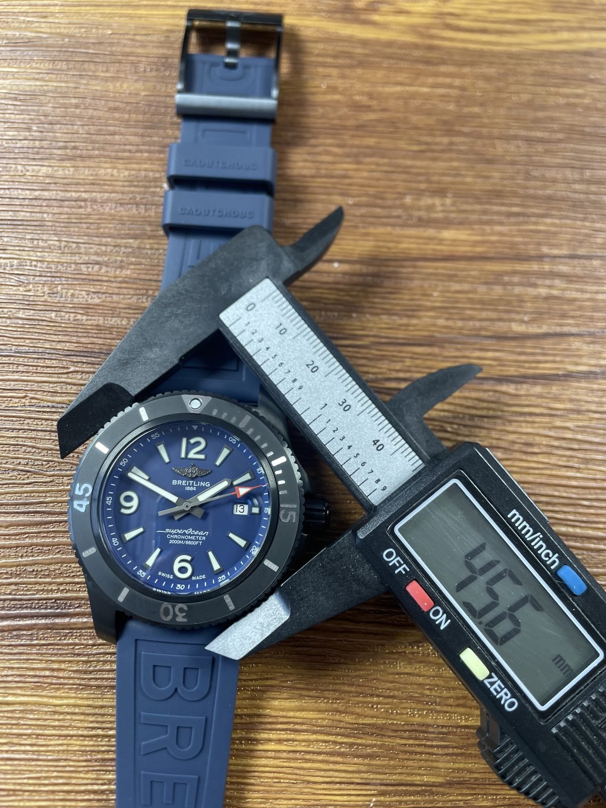 Breitling Superocean M17368D71C1S2 replica pictured horizontal calliper reading about 45.8 millimetres